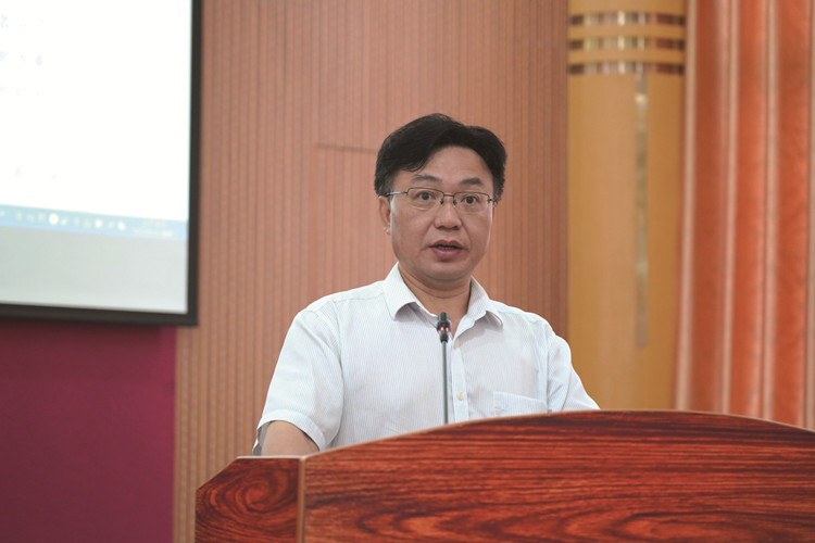 集團(tuán)召開2021年大干第四季度動員大會 (2)_副本.jpg