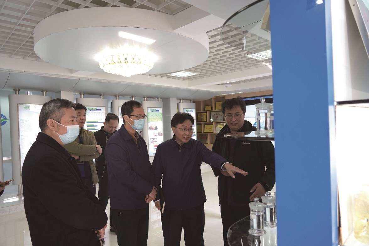 羅浩副市長(zhǎng)蒞臨集團(tuán)調(diào)研 (3).JPG